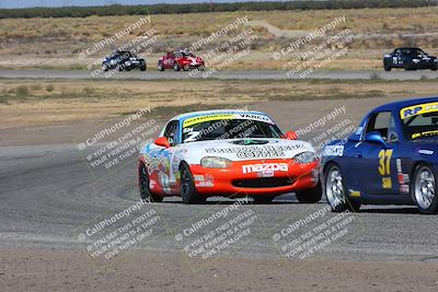 media/Oct-15-2023-CalClub SCCA (Sun) [[64237f672e]]/Group 4/Race/